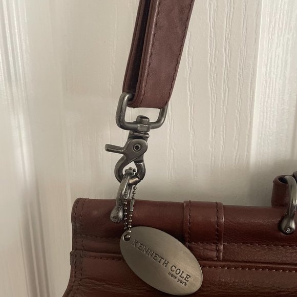 Kenneth Cole Brown Leather Messenger Satchel/Briefcase - Picture 3 of 14